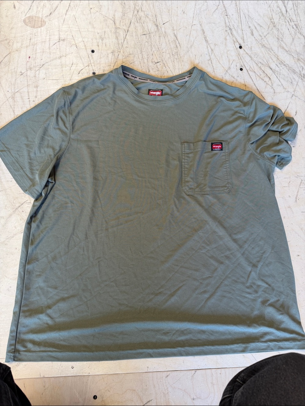 Wrangler workwear set of 3 breathable t’s 2XL - Picture 5 of 5